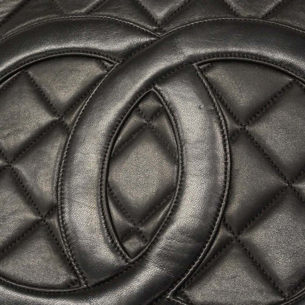 CHANEL Black Lambskin Leather Reissue Tote Bag - Picture 12 of 15